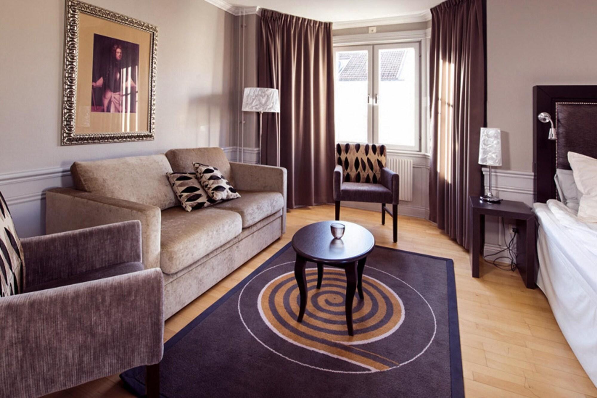 Home Hotel Majoren Skovde Exterior photo