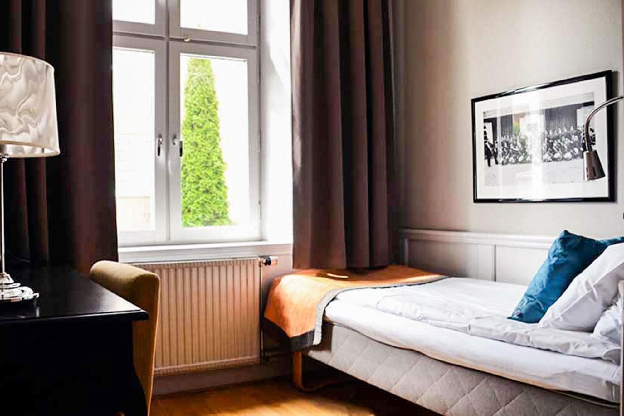 Home Hotel Majoren Skovde Exterior photo